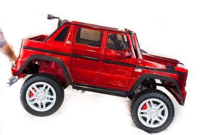 Электромобиль Mercedes-Benz Maybach G650 AMG 4x4 (красный краска)