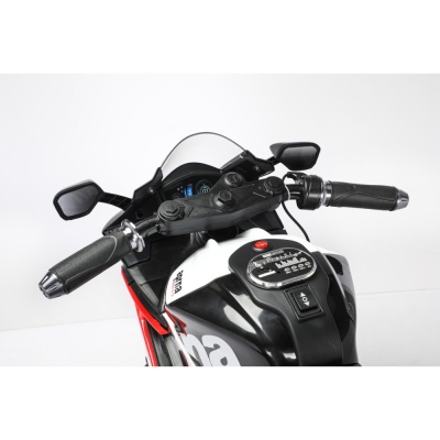Трицикл Aprilia 3.0 YKB1823 Красный