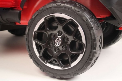 Детский электромобиль Toyota Hilux (DK-HL850) вишневый глянец