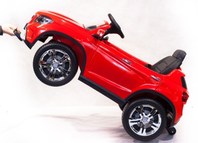 Электромобиль Mercedes-Benz GLA (красный)