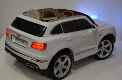 Детский электромобиль Bentley (JJ2158) белый