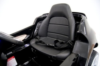 Детский электромобиль Macan О005ОО-Vip глянец черн