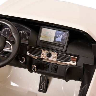 Электромобиль Lexus LX570 4x4 (белый)