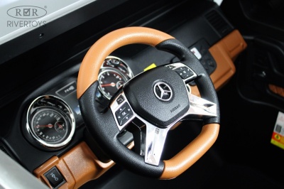 Детский электромобиль Mercedes-Maybach G650 Landaulet (M999MM) черный